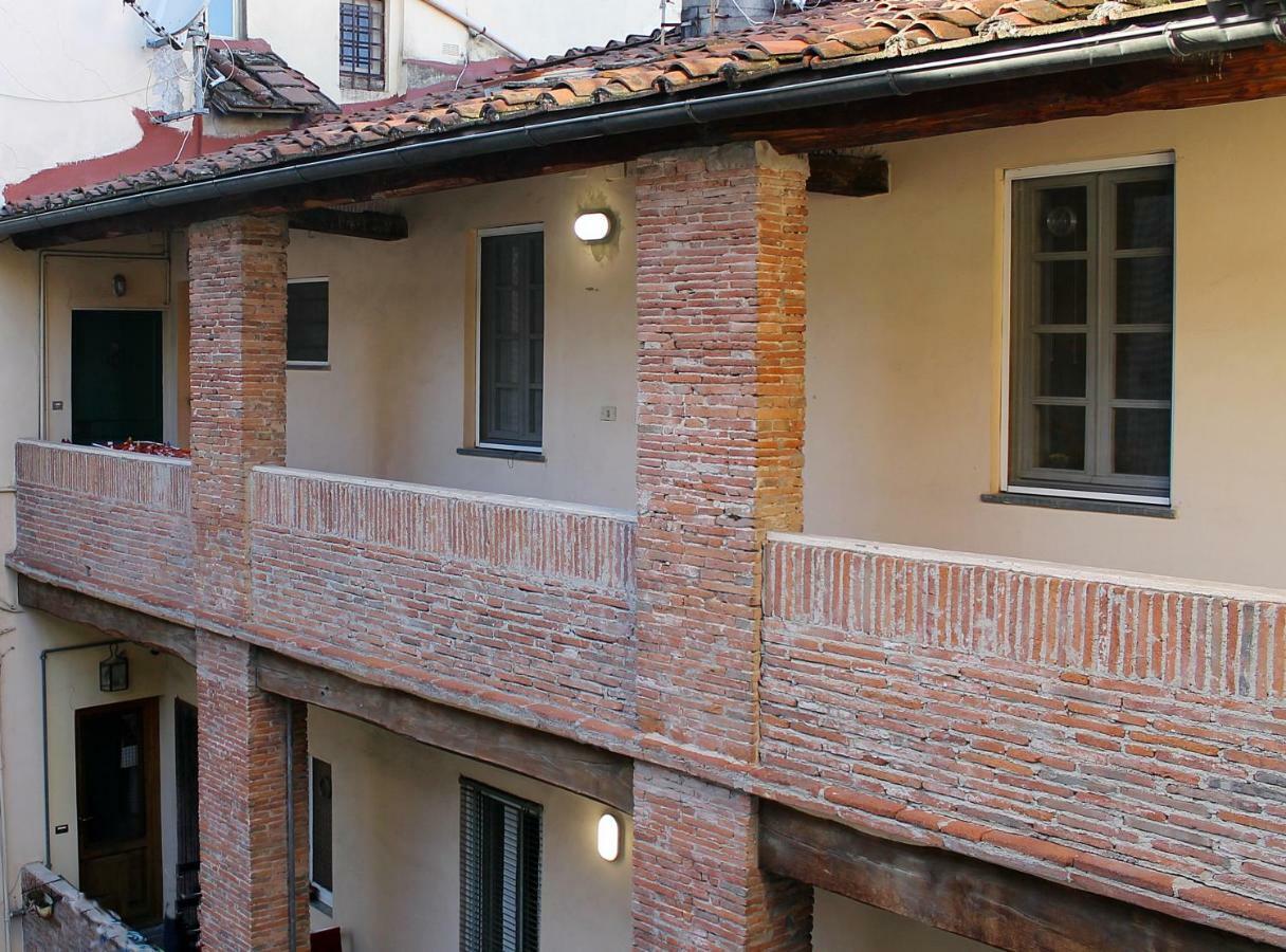Il Cuore Di Lucca Apartment Exterior foto